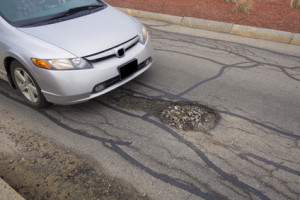 buca buche strada transpolesana risarcimento danni auto